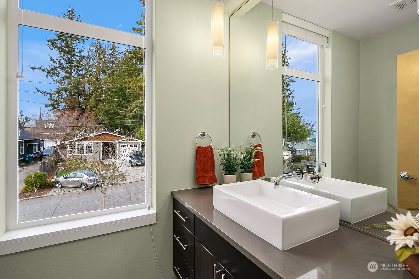 3711 Southwest Austin Street Seattle, WA 98126 - Photo 16 of 35 Gallery Image 16