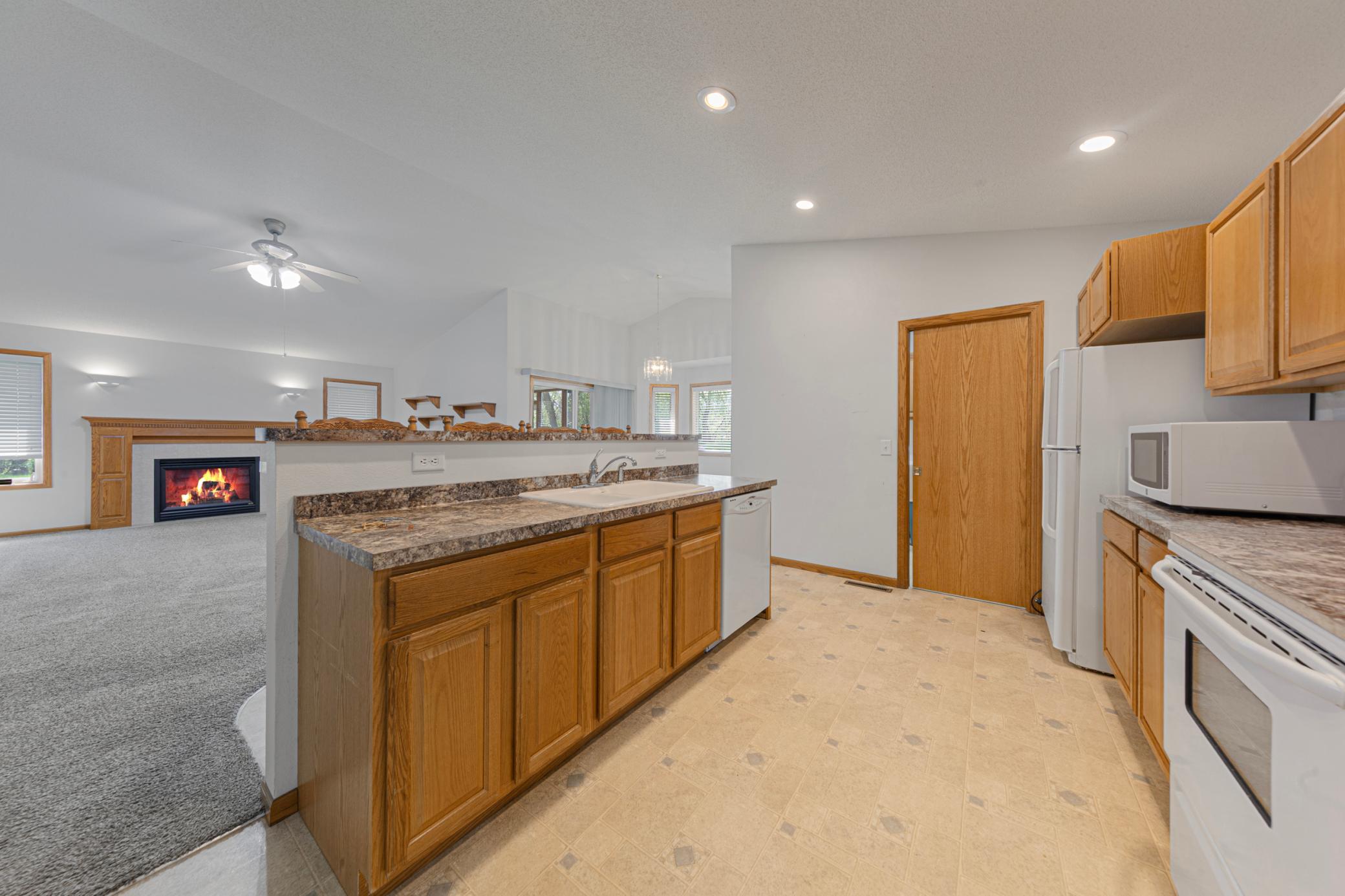 949 Rice Street Faribault, MN 55021 - Photo 14 of 44