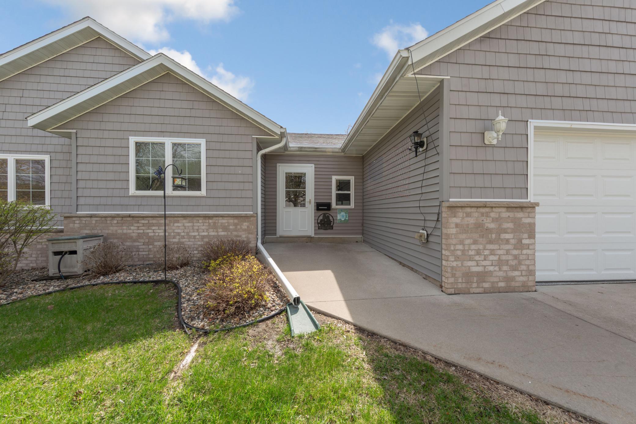 949 Rice Street Faribault, MN 55021 - Photo 2 of 44