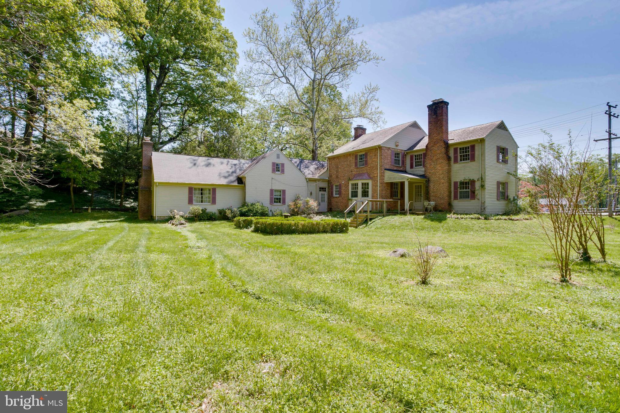 1824 Frederick Road Baltimore, MD 21228 - Photo 2 of 36 Right in the heart of Catonsville!