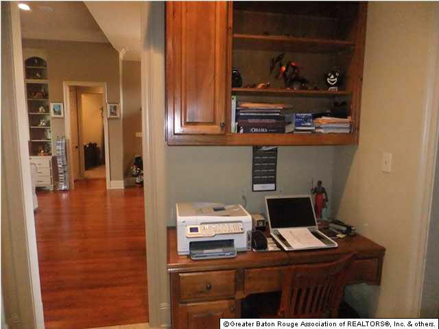 9038 Foxgate Drive Baton Rouge, LA 70809 - Photo 11 of 20 Gallery Image 11