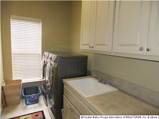 9038 Foxgate Drive Baton Rouge, LA 70809 - Photo 12 of 20 Gallery Image 12