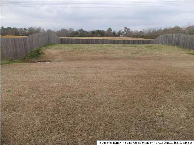 9038 Foxgate Drive Baton Rouge, LA 70809 - Photo 2 of 20 Gallery Image 2