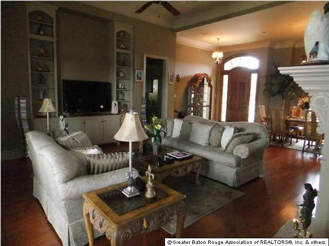 9038 Foxgate Drive Baton Rouge, LA 70809 - Photo 7 of 20 Gallery Image 7