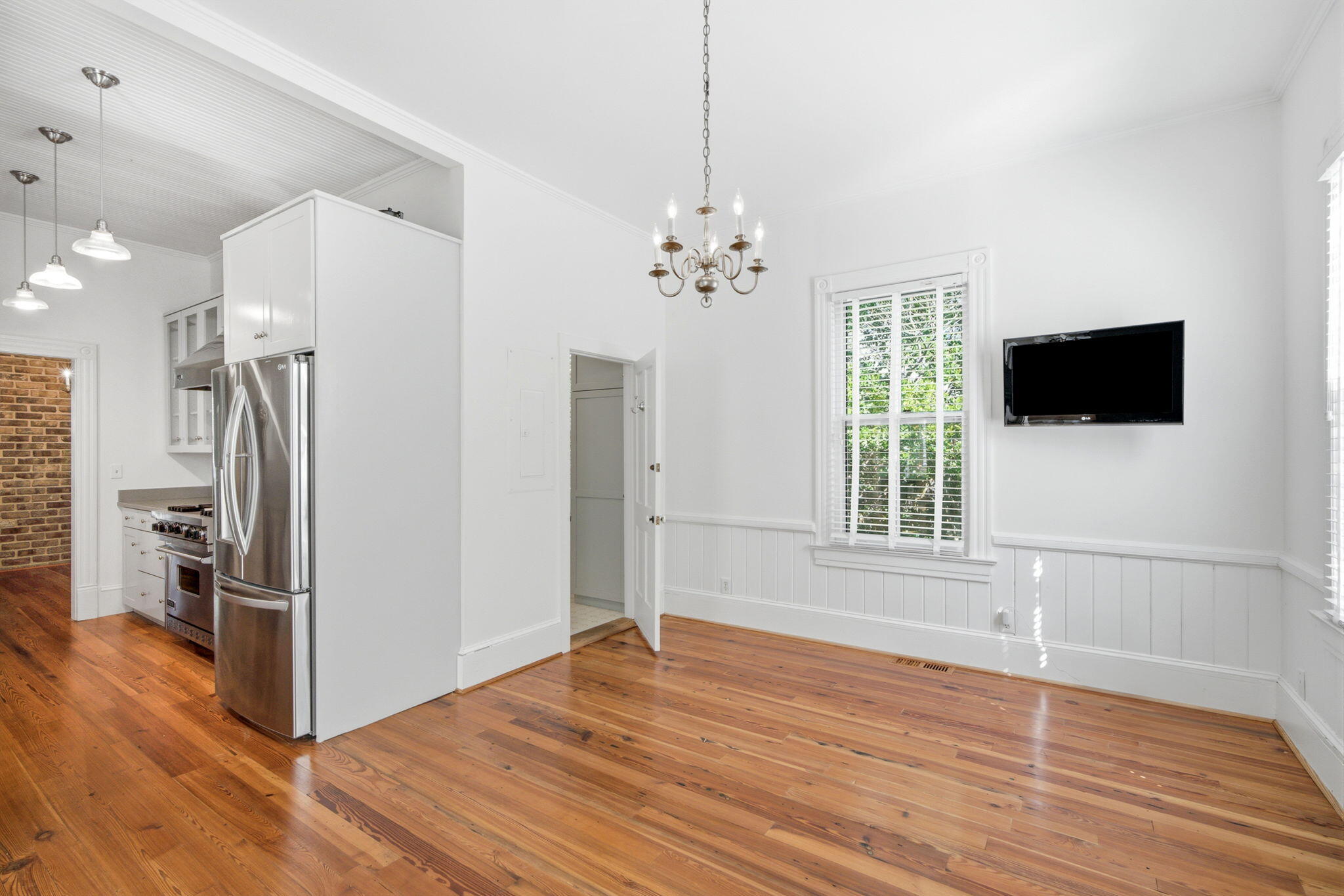 328 Bennett Street Mount Pleasant, SC 29464 - Photo 18 of 57 48-web-or-mls-DSC08318