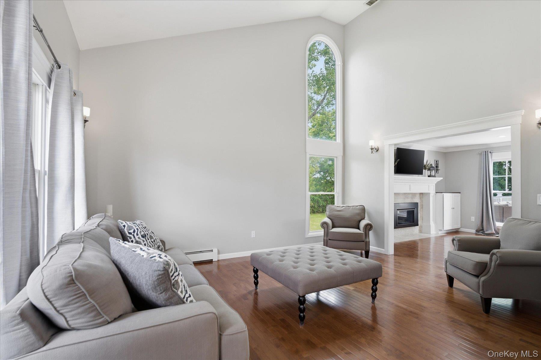 117 Southfield Road Baiting Hollow, NY 11933 - Photo 6 of 47