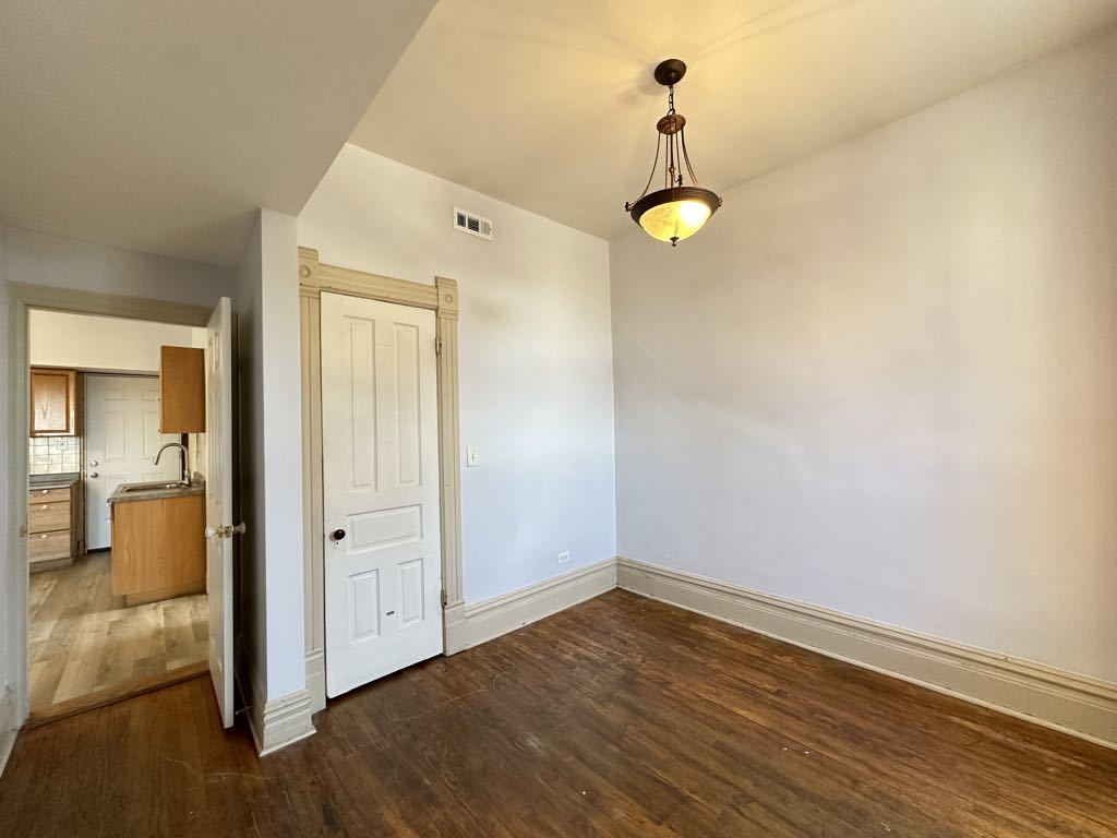 2347 West 24th Place, Unit 2R Chicago, IL 60608 - Photo 13 of 20