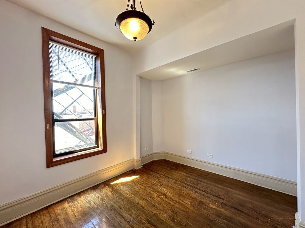 2347 West 24th Place, Unit 2R Chicago, IL 60608 - Photo 15 of 20