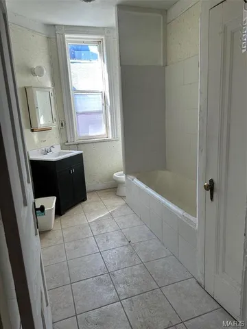 $289,999 | 2643 Gravois Avenue, St. Louis, MO 63118