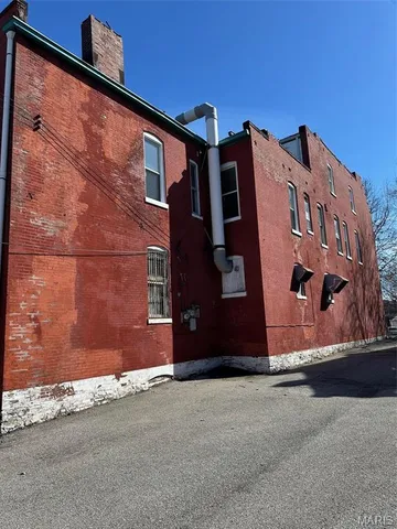 $289,999 | 2643 Gravois Avenue, St. Louis, MO 63118