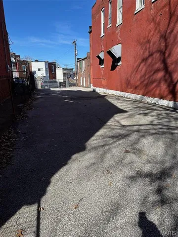 $289,999 | 2643 Gravois Avenue, St. Louis, MO 63118