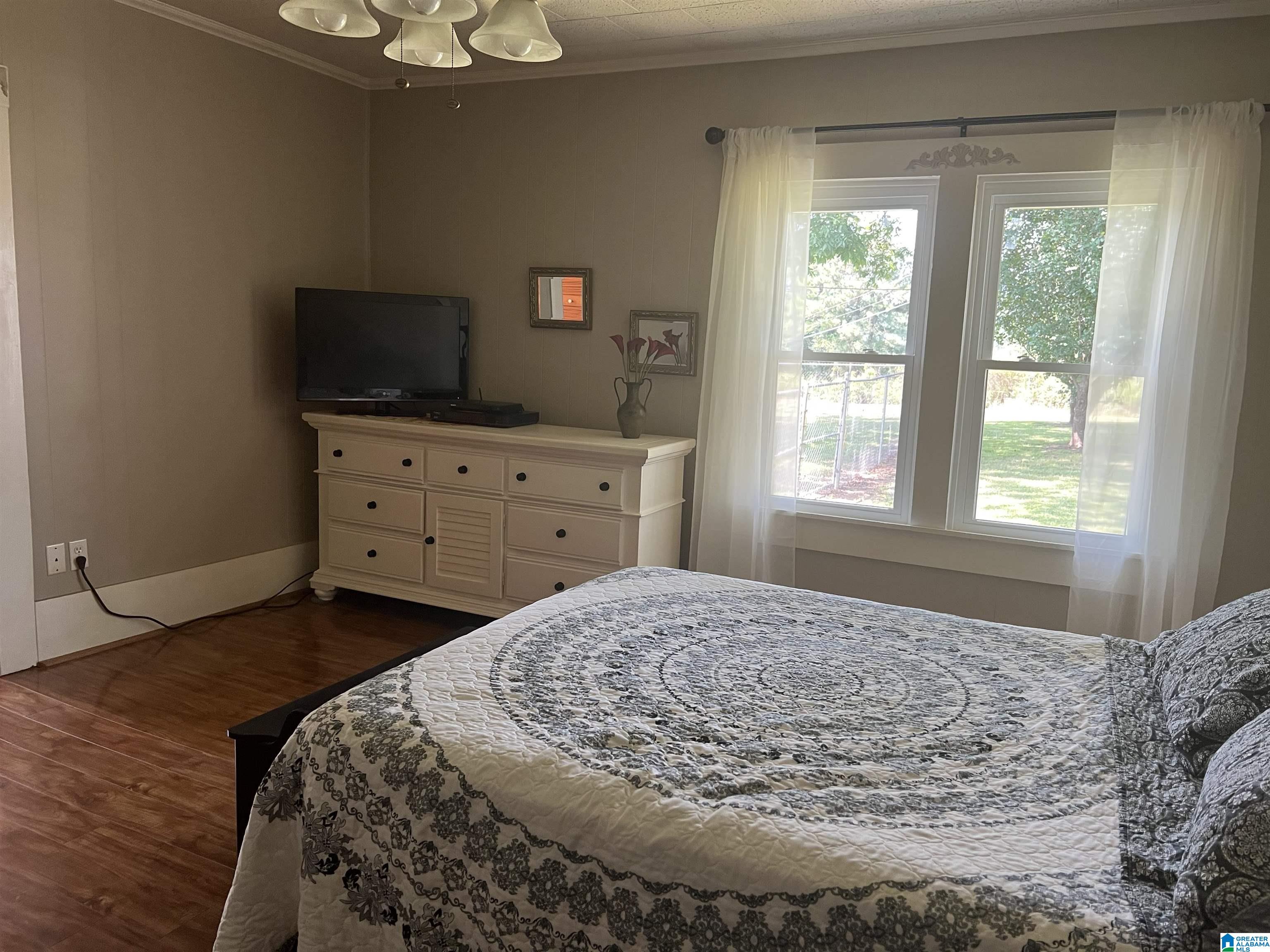 737 Armstrong Loop Hayden, AL 35079 - Photo 17 of 34