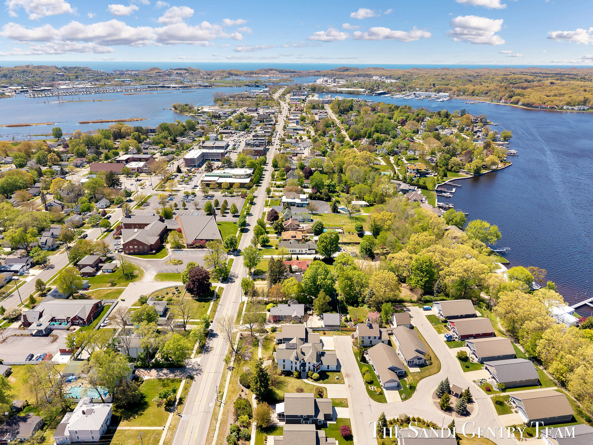 318 Rachaels Way Spring Lake, MI 49456 - Photo 29 of 91 DJI_20260514144241_0100_D_KYLE (1)