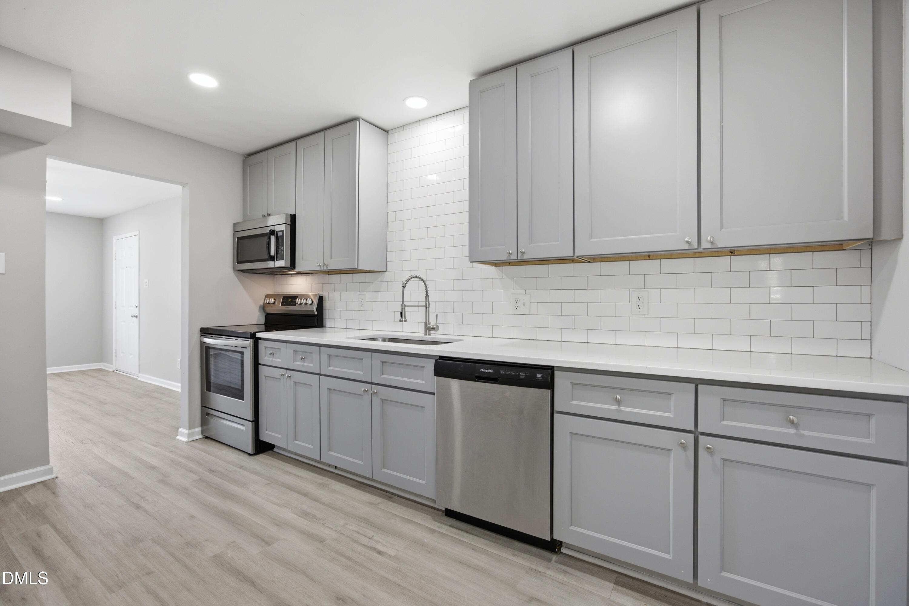 1007 Grant Street Durham, NC 27701 - Photo 12 of 45