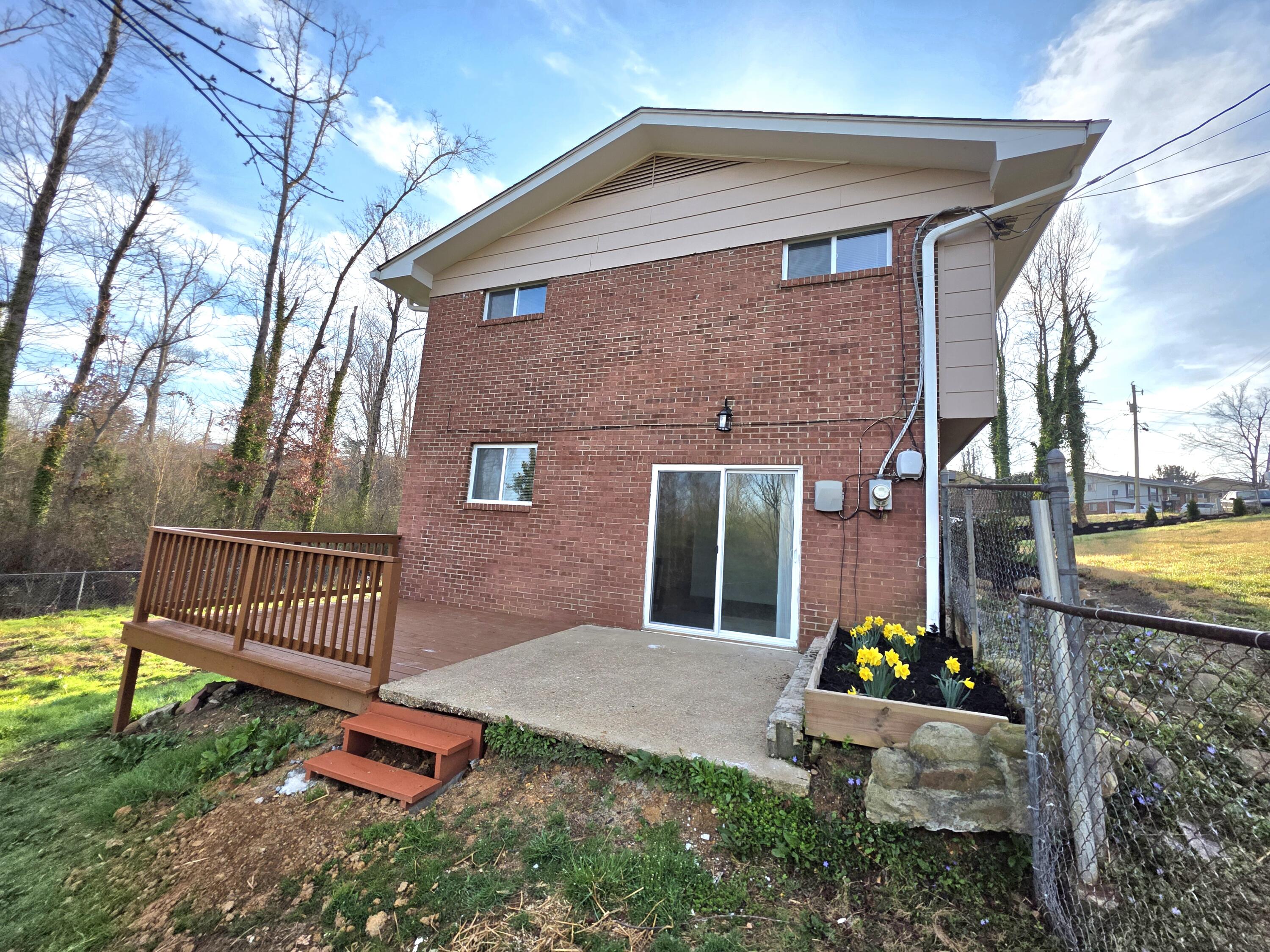 2418 Corral Trail Chattanooga, TN 37421 - Photo 3 of 26 Left