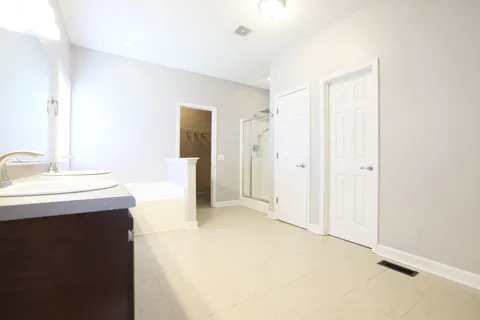 $550,000 | 104 Camden Court North, Hendersonville, TN 37075