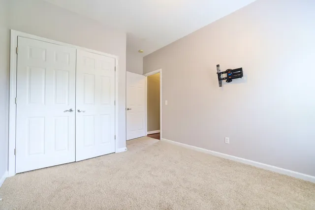 an empty room with a empty space