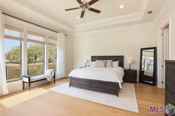 $719,900 | 6291 Royal Lakes Estates Avenue, Gonzales, LA 70737