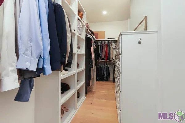 $719,900 | 6291 Royal Lakes Estates Avenue, Gonzales, LA 70737