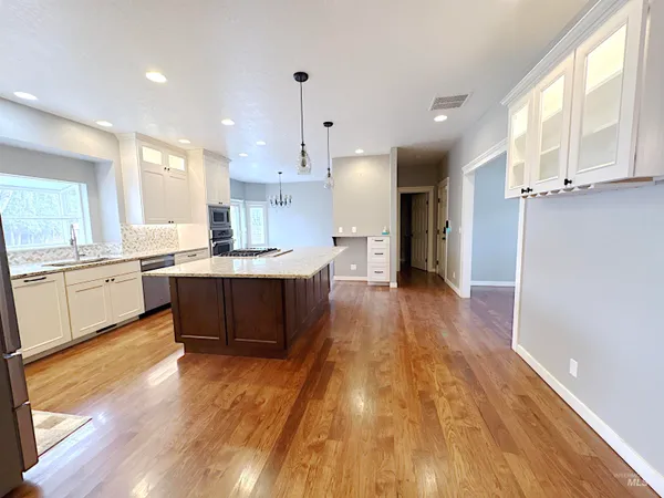 $639,000 | 480 East 21 N Street, Mountain Home, ID 83647