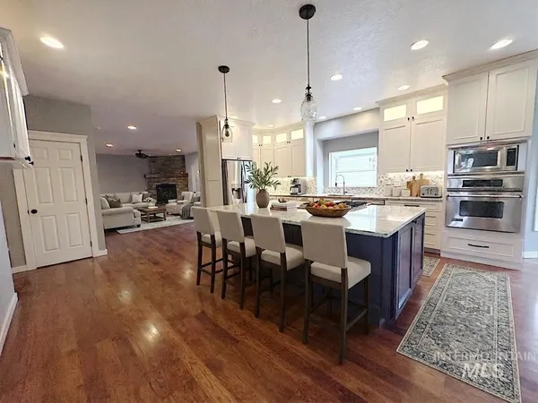 $639,000 | 480 East 21 N Street, Mountain Home, ID 83647