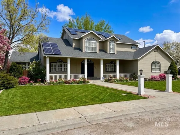 $639,000 | 480 East 21 N Street, Mountain Home, ID 83647