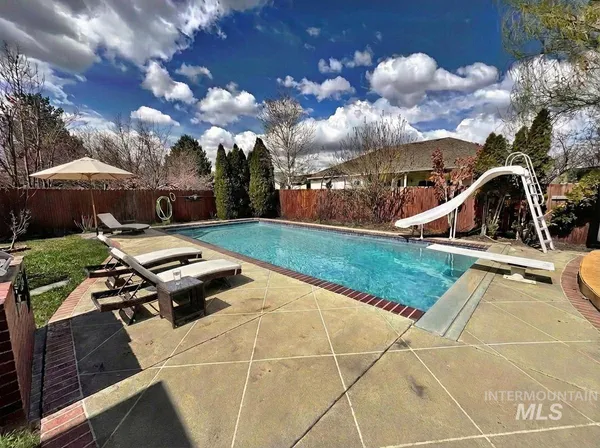 $639,000 | 480 East 21 N Street, Mountain Home, ID 83647