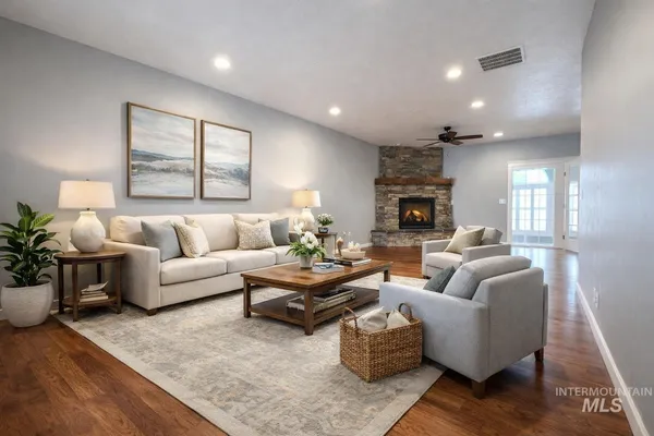 $639,000 | 480 East 21 N Street, Mountain Home, ID 83647