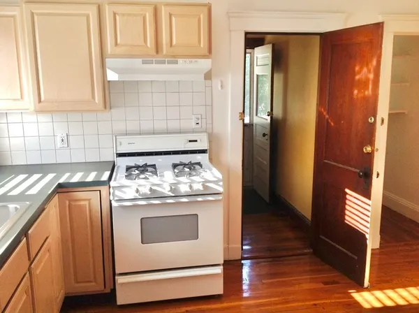 $2,900 | 19 Fordham Road, Unit 19, Newton, MA 02465