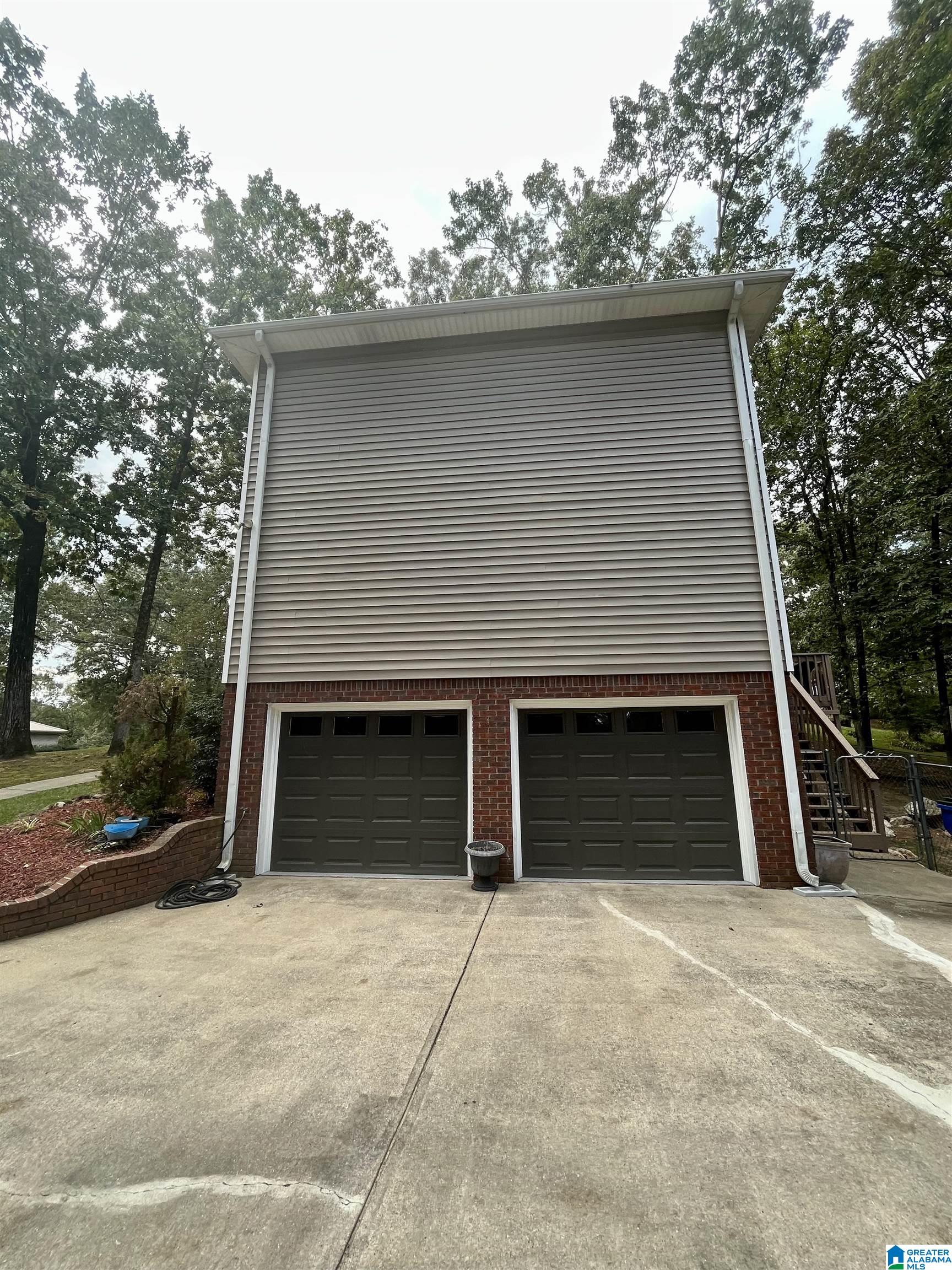 303 Fran Lane Alabaster, AL 35007 - Photo 2 of 22
