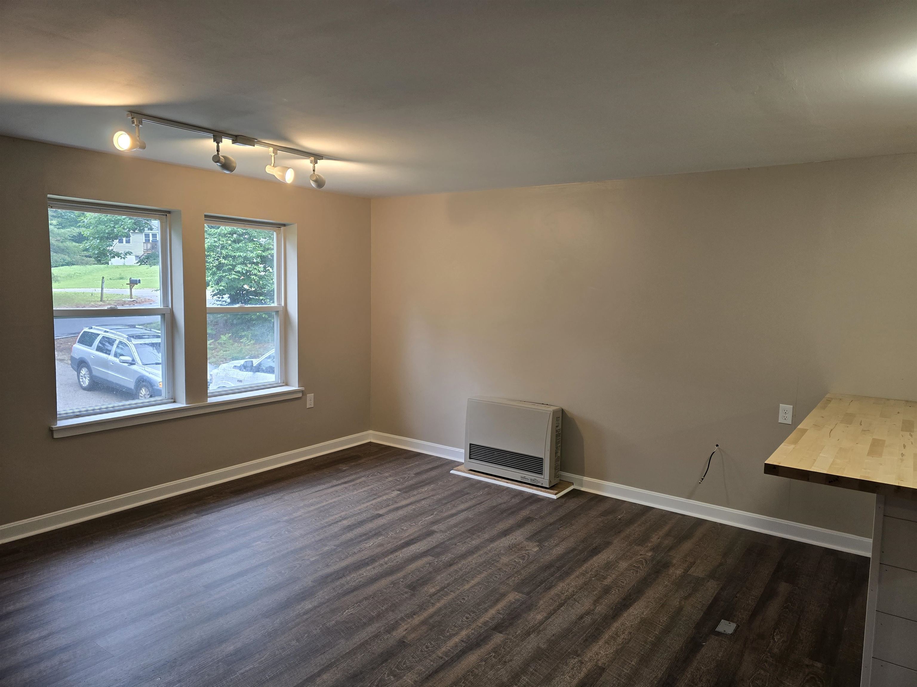 48 Bald Hill Road Conway, NH 03818 - Photo 4 of 11