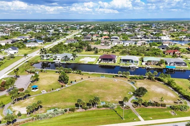 $374,900 | 15117 Lyneburg Avenue, Port Charlotte, FL 33981