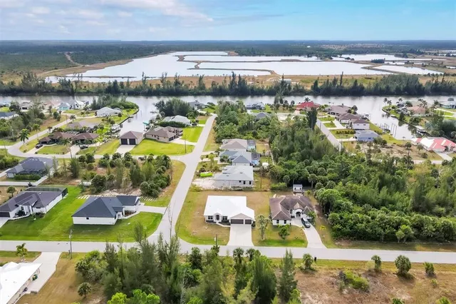 $374,900 | 15117 Lyneburg Avenue, Port Charlotte, FL 33981