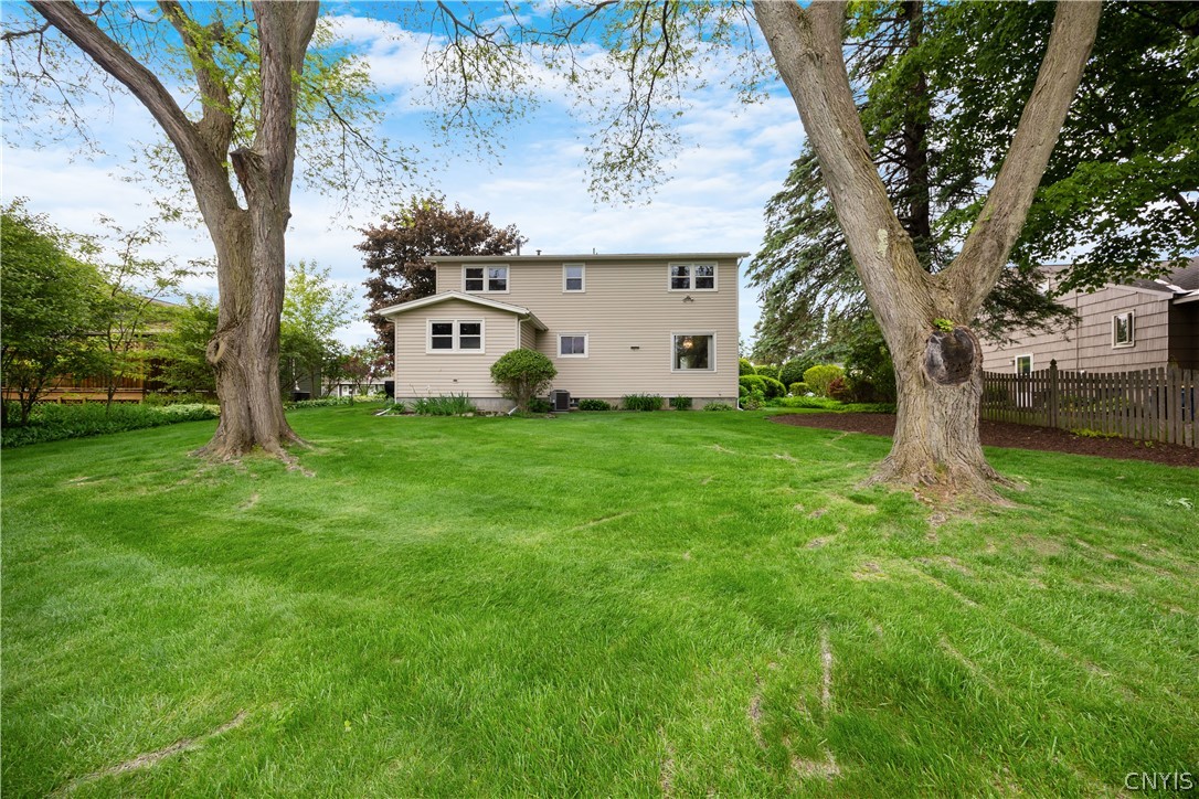 202 Arbordale Road East Camillus, NY 13219 - Photo 22 of 26