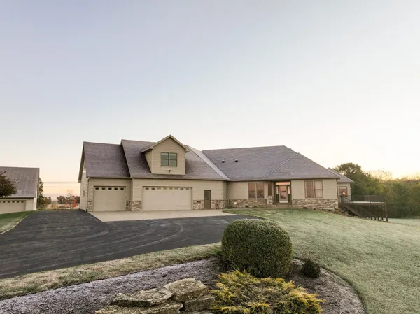 $1,600,000 | 6302 20th Avenue Southeast, Rochester, MN 55904