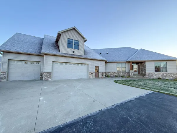 $1,600,000 | 6302 20th Avenue Southeast, Rochester, MN 55904