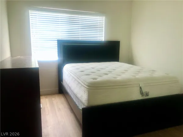 $2,450 | 10038 Hermit Rapids Avenue, Las Vegas, NV 89148
