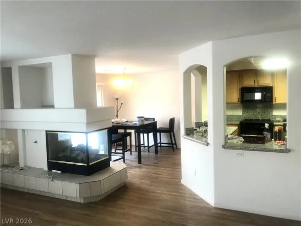 $2,450 | 10038 Hermit Rapids Avenue, Las Vegas, NV 89148