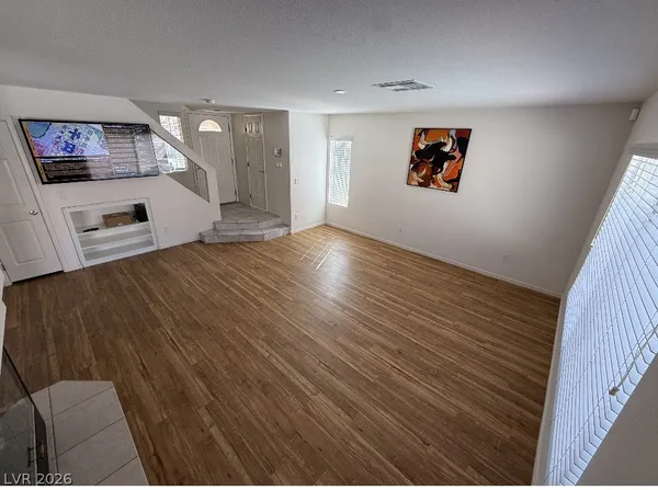 $2,450 | 10038 Hermit Rapids Avenue, Las Vegas, NV 89148