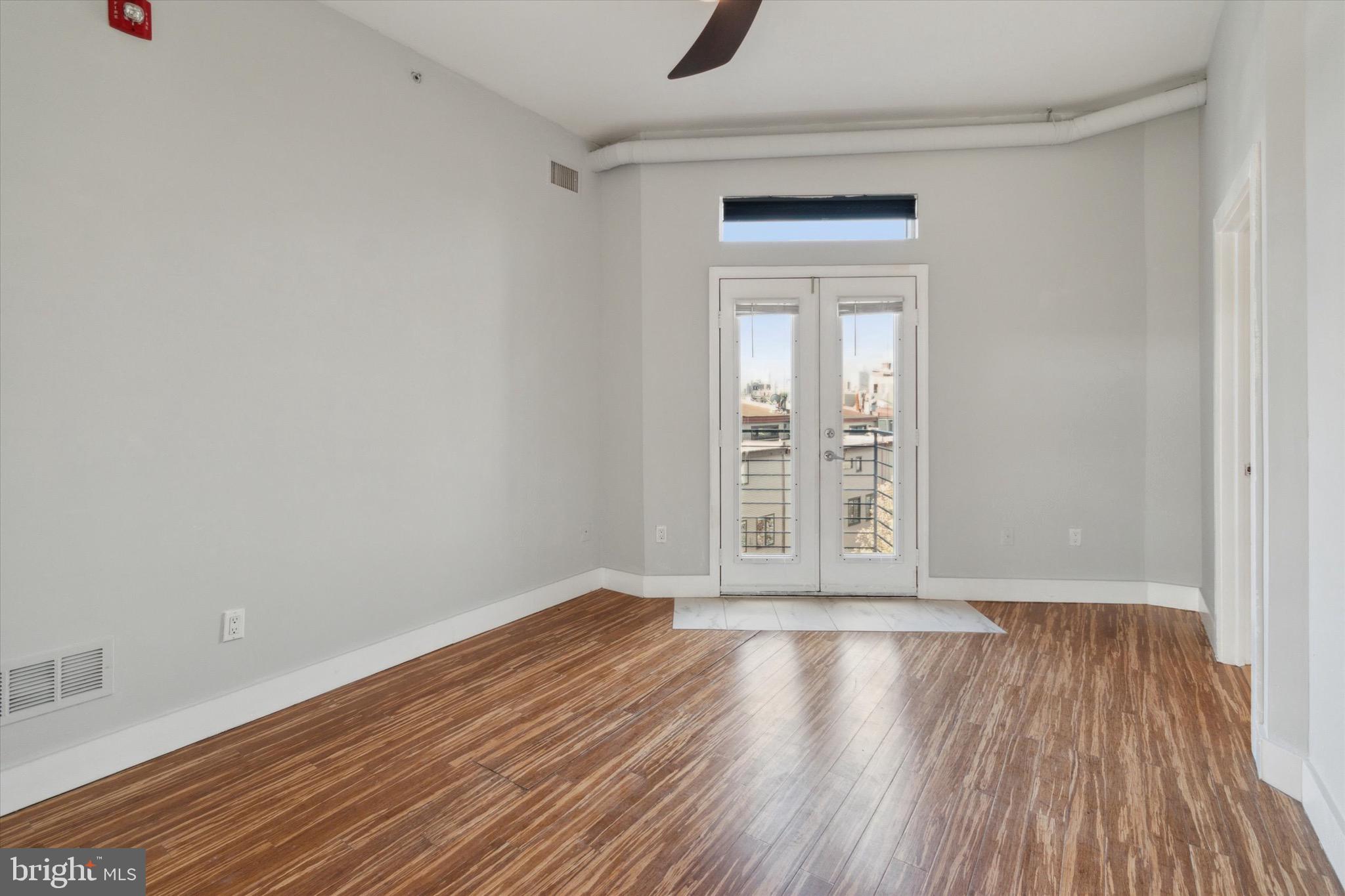 808 North 4th Street, Unit 3 Philadelphia, PA 19123 - Photo 11 of 15