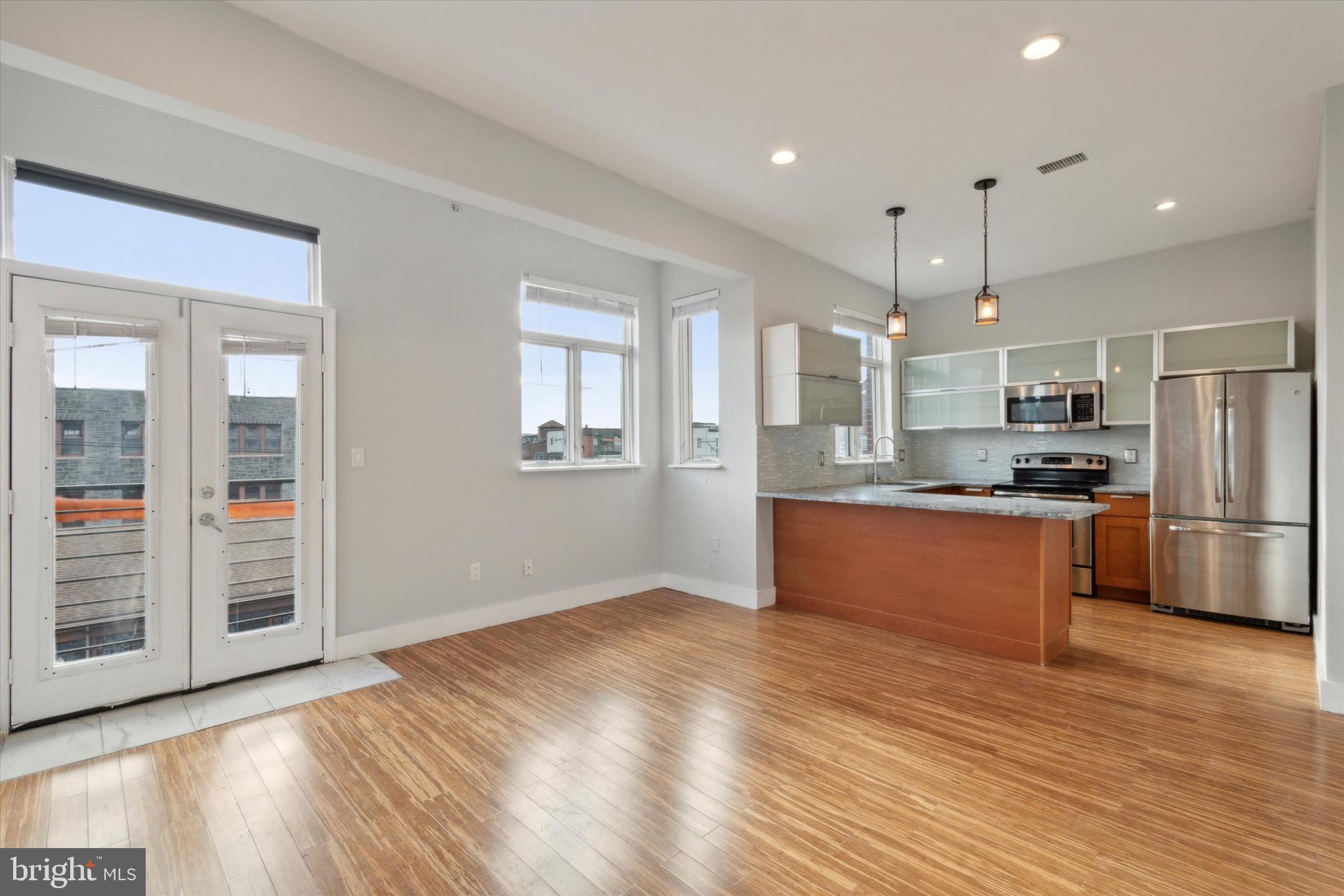 808 North 4th Street, Unit 3 Philadelphia, PA 19123 - Photo 3 of 15