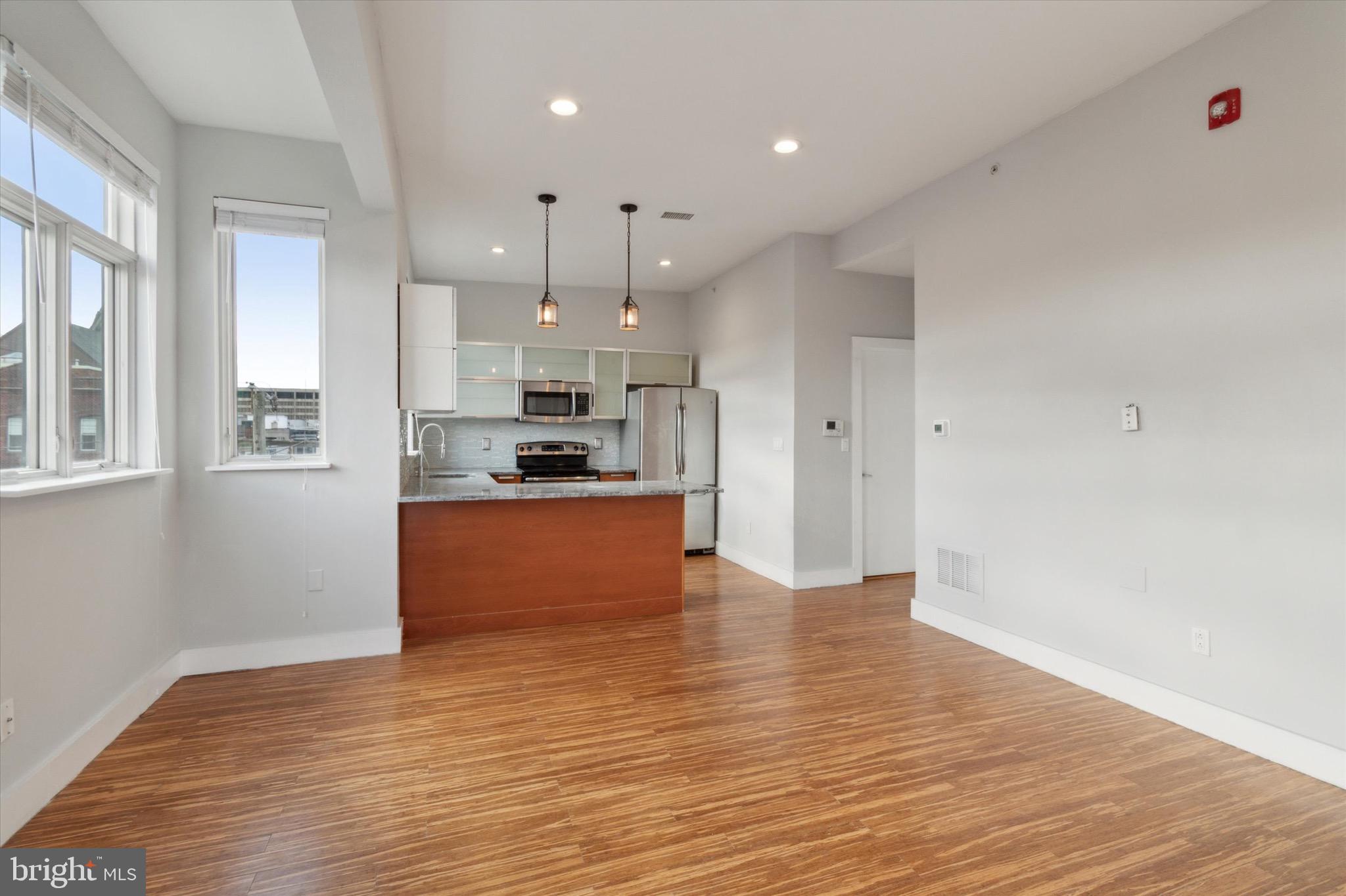 808 North 4th Street, Unit 3 Philadelphia, PA 19123 - Photo 4 of 15