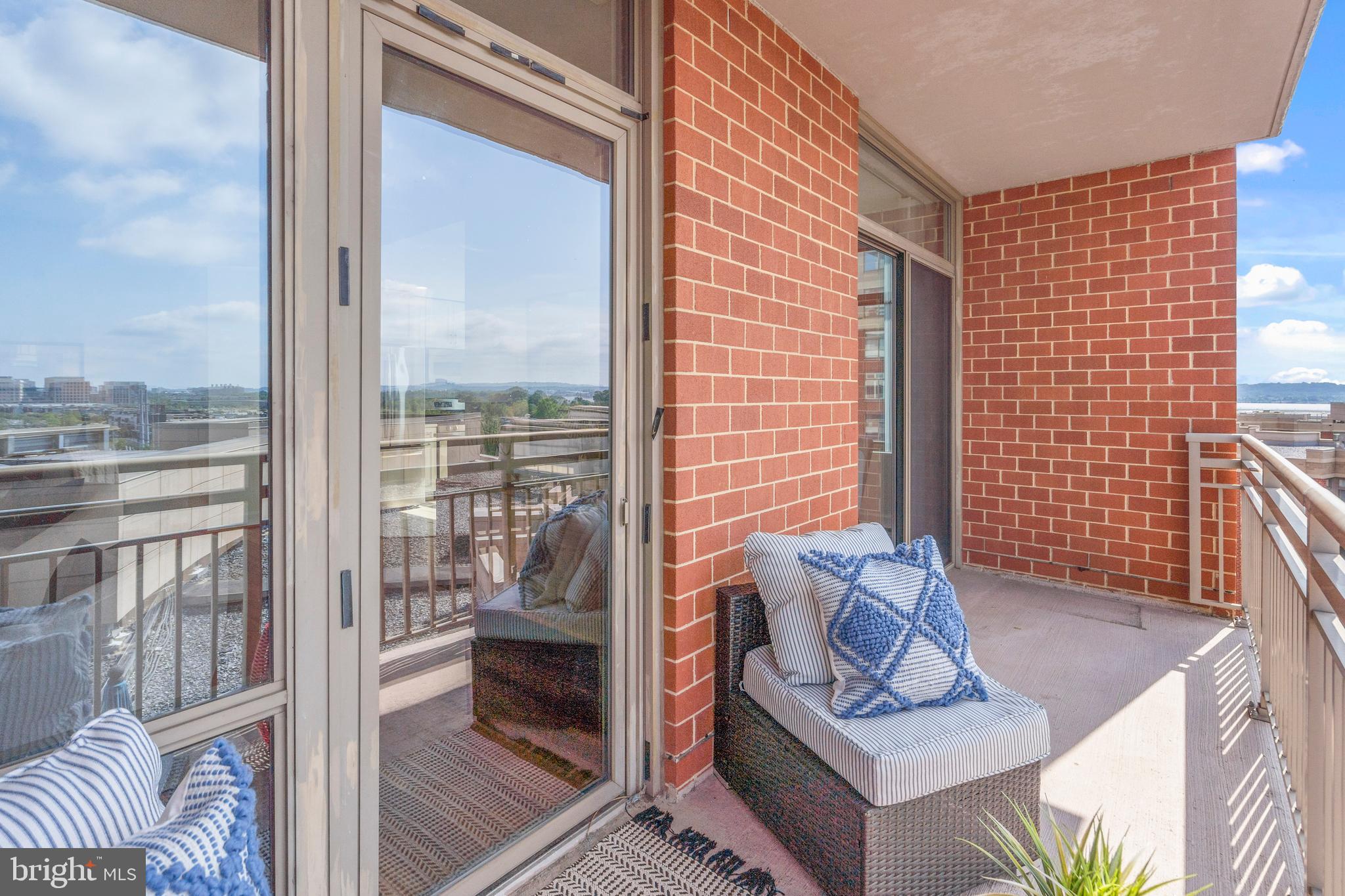 3600 South Glebe Road, Unit 819W Arlington, VA 22202 - Photo 15 of 42 Large Private Balcony (one of two)