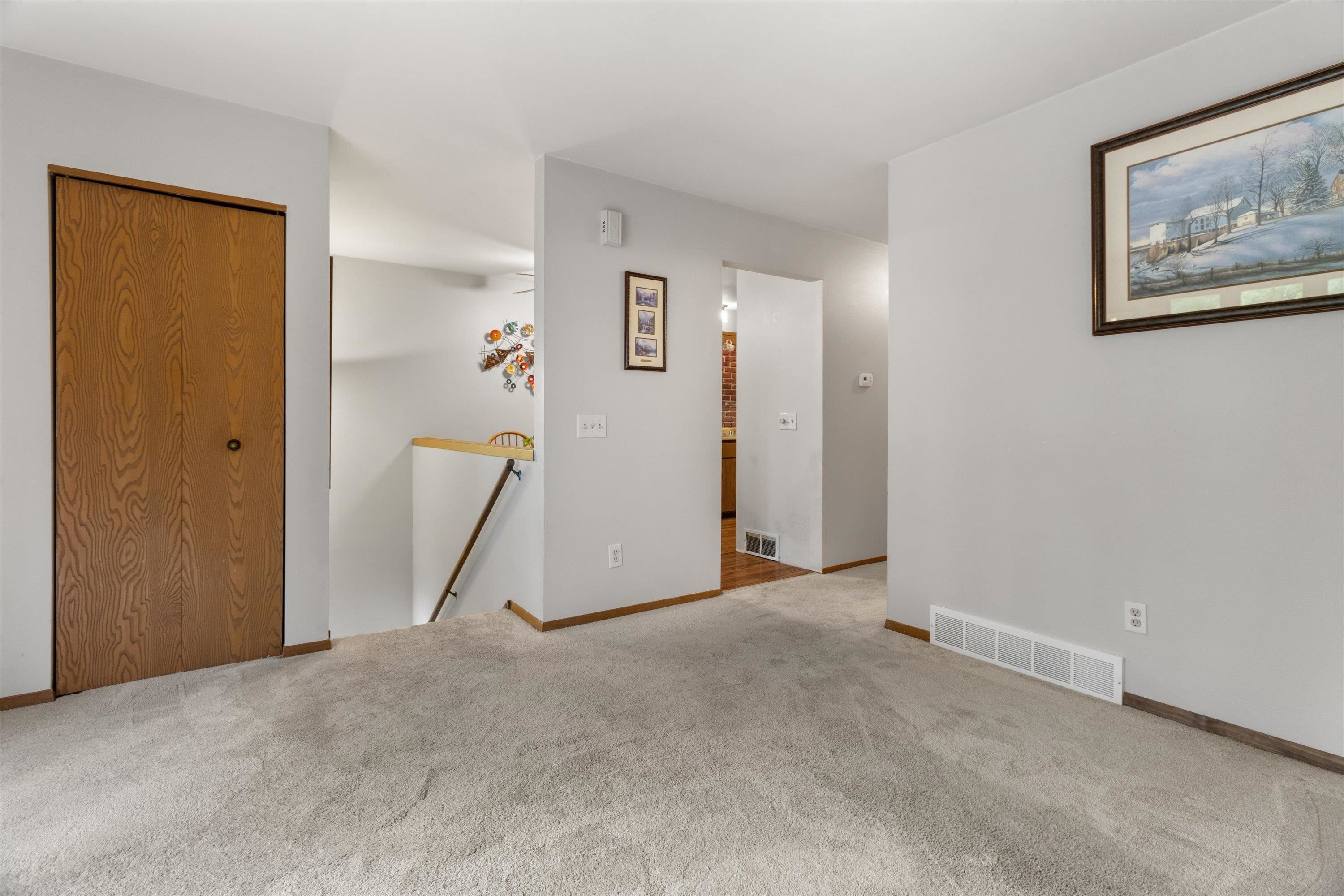 4508 White Aspen Road Madison, WI 53704 - Photo 7 of 28