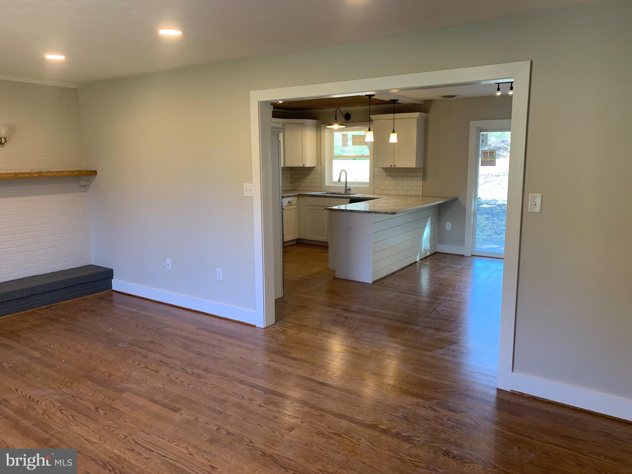 6779 Middle Road Middletown, VA 22645 - Photo 10 of 36