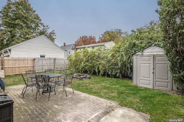a house view with a outdoor space