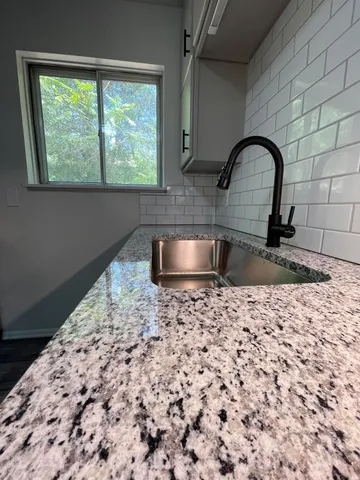 $229,000 | 205 Forestview Circle, Bedford, VA 24523