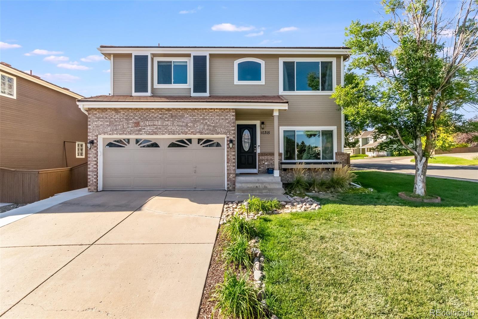 10315 Spring Water Peak Highlands Ranch, CO 80129 - Photo 1 of 24 Gallery Image 1