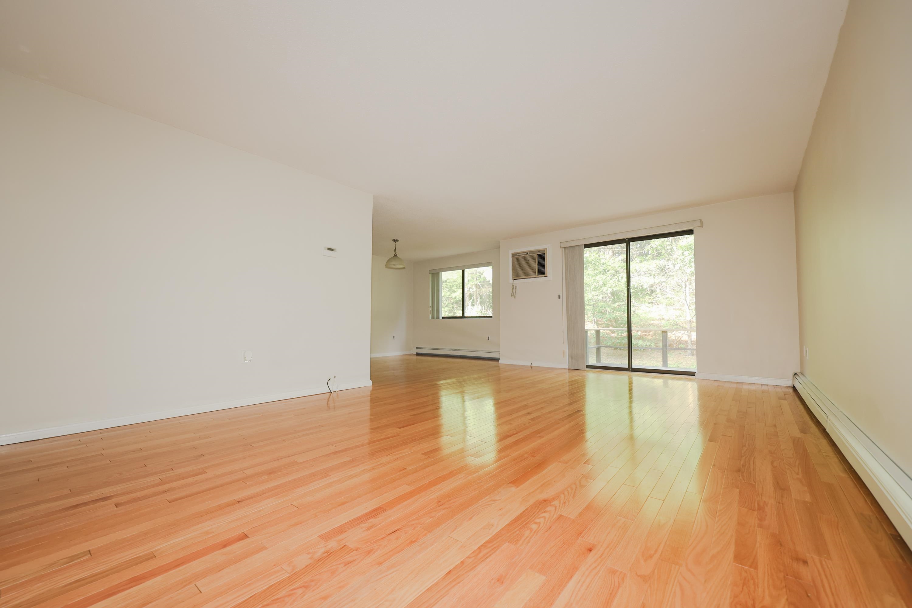 192 Indian Rock Road Merrimack, NH 03054 - Photo 11 of 34