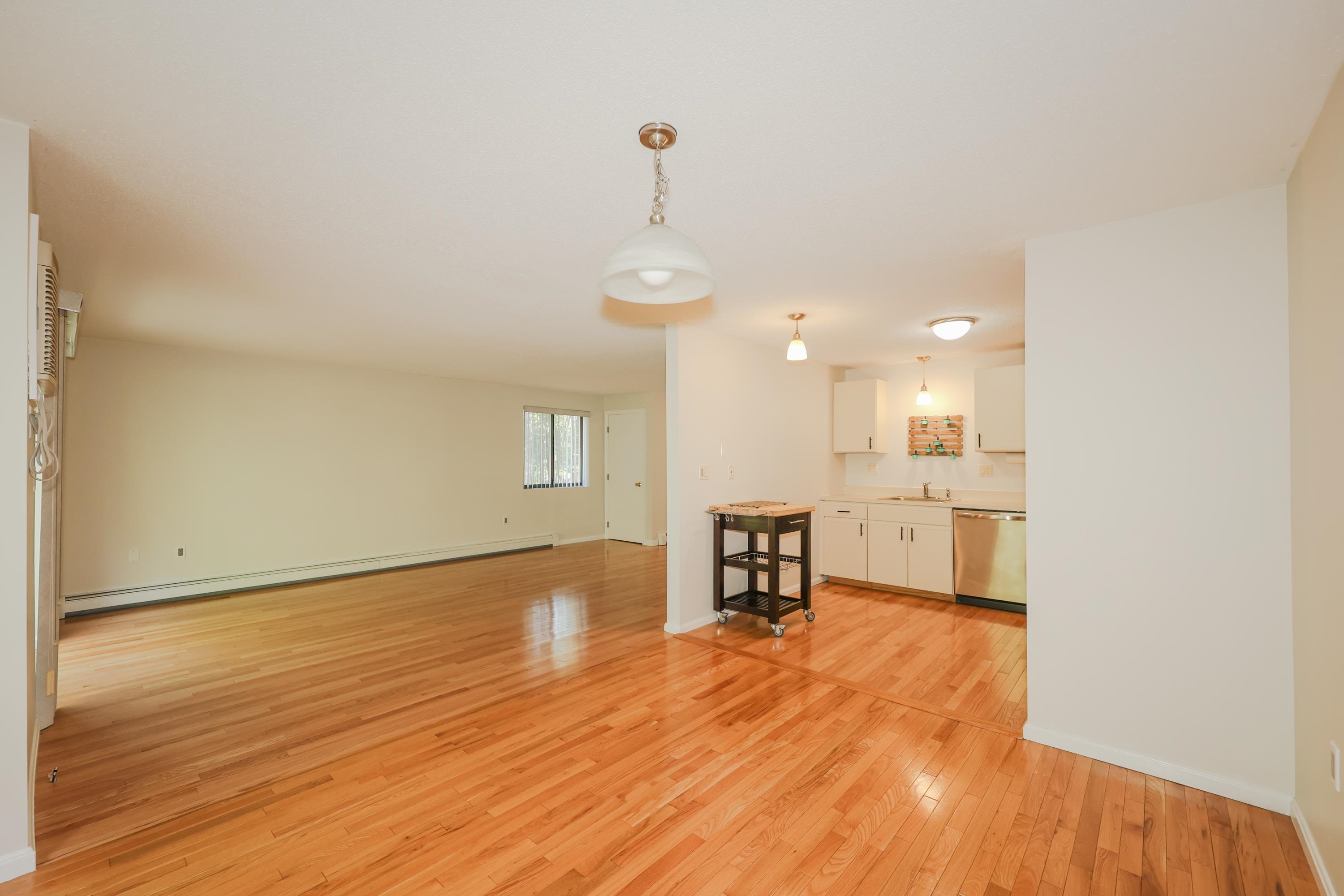 192 Indian Rock Road Merrimack, NH 03054 - Photo 13 of 34